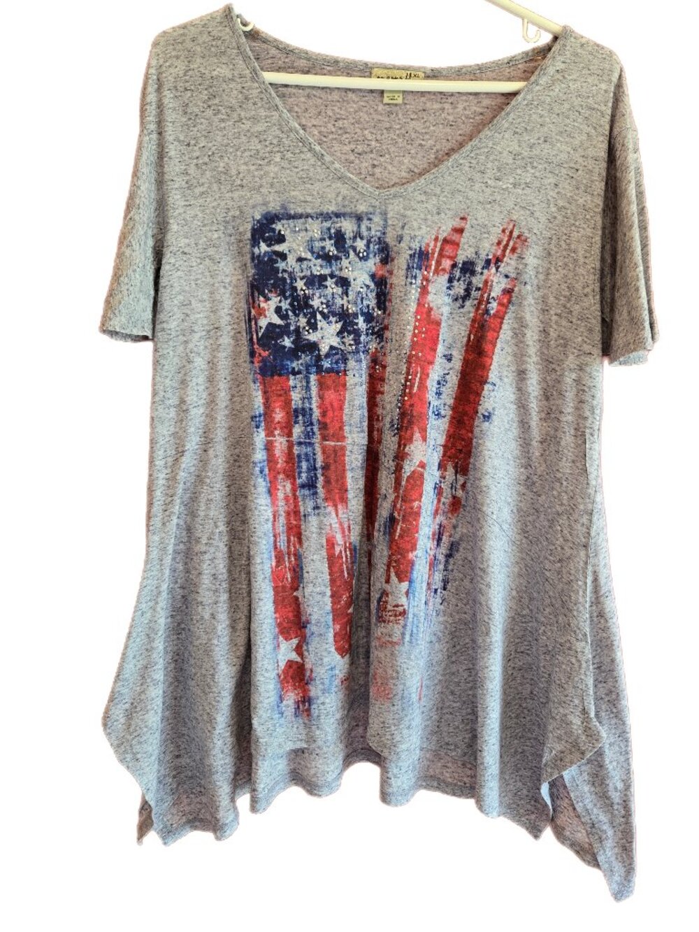 One World Women's XL Gray With USA Flag & Rhinestones Tie Bottom T-Shirt